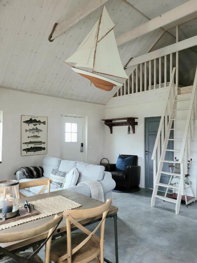 Litet Hus I Mysig By Naera Havet Villa อึสตัด ภายนอก รูปภาพ